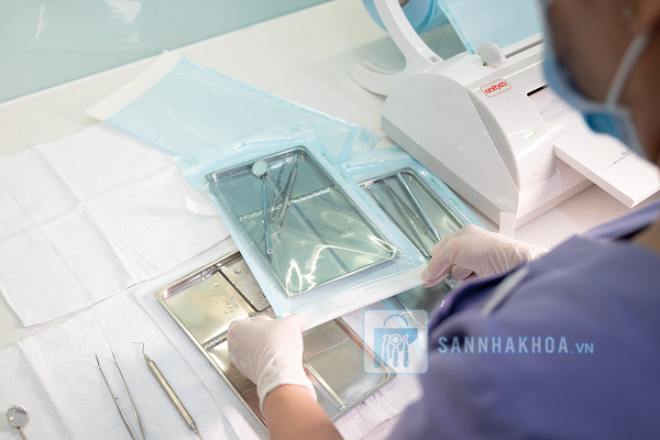 Vai trò của nồi hấp nha khoa trong kiểm soát nhiễm khuẩn tổng thể