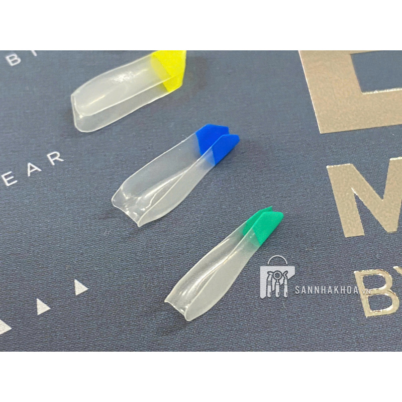 Bộ khuôn trám cho tam giác đen Black Triangle (BT) Kit- Bioclear - ảnh sản phẩm thực tế